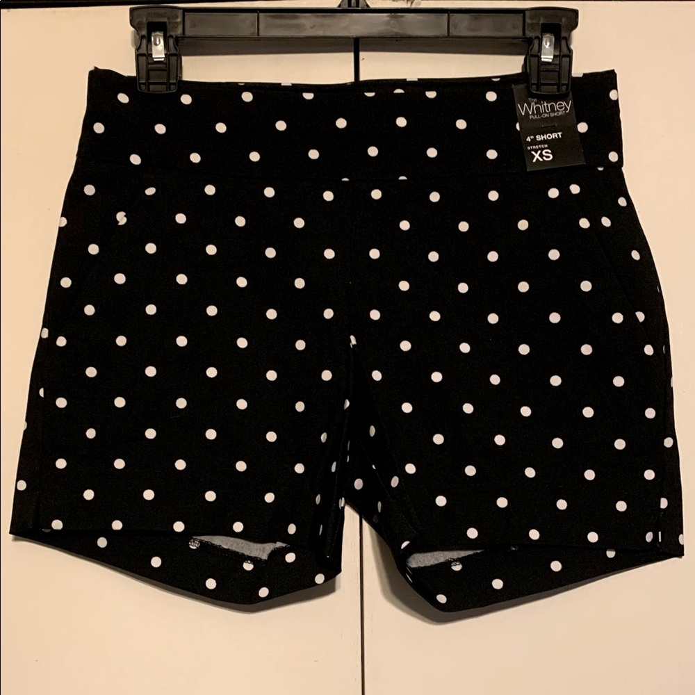 NY&Co 4” Whitney Shorts - black/white polka dots